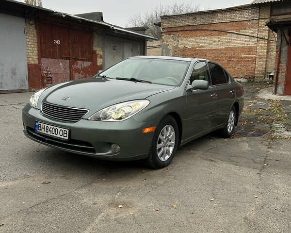 Зеленый Лексус ЕС, объемом двигателя 3 л и пробегом 271 тыс. км за 5800 $, фото 1 на Automoto.ua