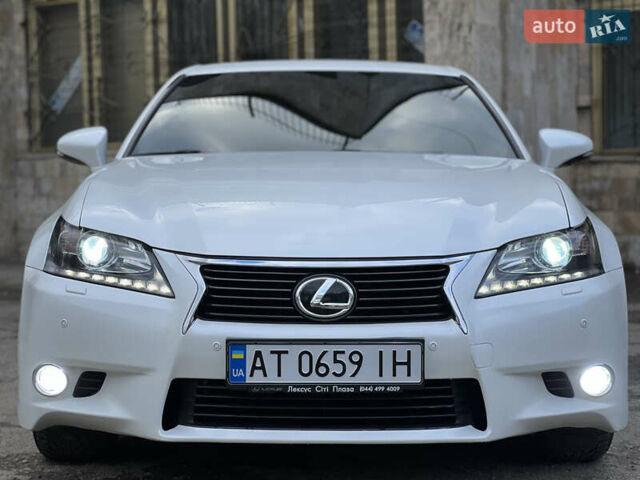 Белый Лексус ГС, объемом двигателя 2.5 л и пробегом 233 тыс. км за 16500 $, фото 1 на Automoto.ua