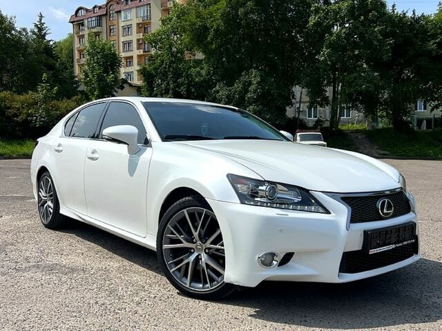 Белый Лексус ГС, объемом двигателя 3.5 л и пробегом 15200 тыс. км за 18449 $, фото 1 на Automoto.ua