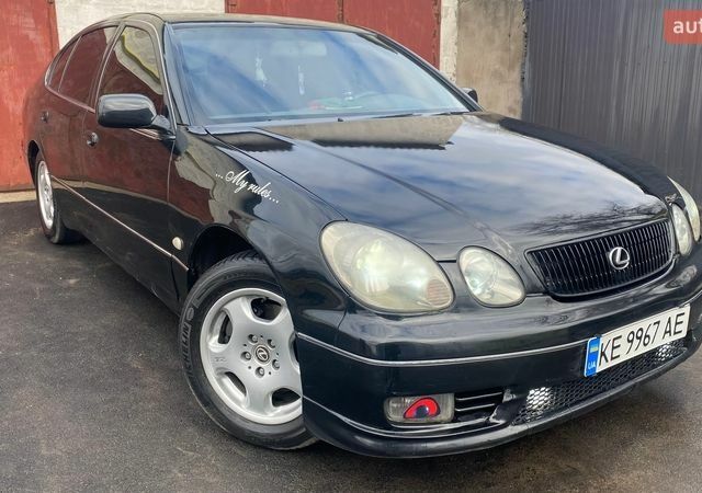 Черный Лексус ГС, объемом двигателя 3 л и пробегом 300 тыс. км за 6000 $, фото 1 на Automoto.ua