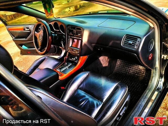 Лексус ГС, объемом двигателя 30 л и пробегом 272 тыс. км за 6000 $, фото 1 на Automoto.ua