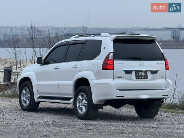 Белый Лексус ГХ, объемом двигателя 4.7 л и пробегом 167 тыс. км за 16400 $, фото 1 на Automoto.ua