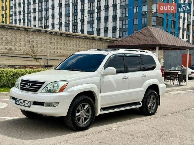 Белый Лексус ГХ, объемом двигателя 4.7 л и пробегом 300 тыс. км за 16900 $, фото 1 на Automoto.ua