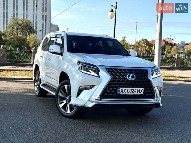 Белый Лексус ГХ, объемом двигателя 4.61 л и пробегом 241 тыс. км за 29500 $, фото 1 на Automoto.ua