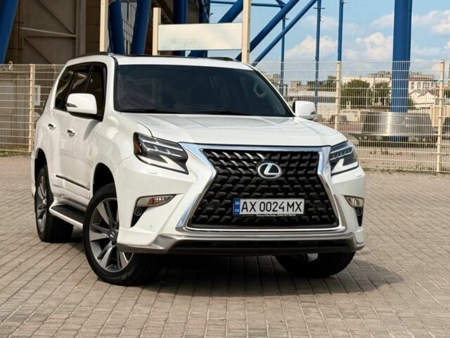 Белый Лексус ГХ, объемом двигателя 4.6 л и пробегом 240 тыс. км за 31999 $, фото 1 на Automoto.ua