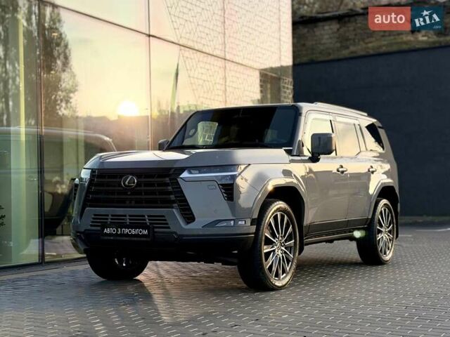 Сірий Лексус ГХ, об'ємом двигуна 3.45 л та пробігом 4 тис. км за 101200 $, фото 1 на Automoto.ua