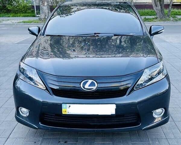 Сірий Лексус ХС, об'ємом двигуна 2.36 л та пробігом 230 тис. км за 10500 $, фото 1 на Automoto.ua