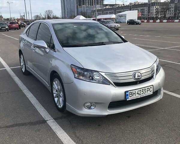 Сірий Лексус ХС, об'ємом двигуна 2.36 л та пробігом 207 тис. км за 13900 $, фото 1 на Automoto.ua