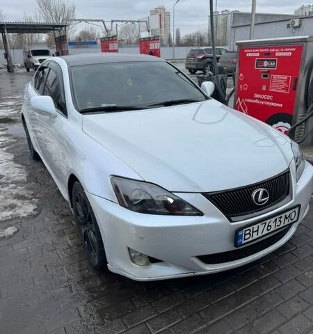 Білий Лексус ІС, об'ємом двигуна 3.02 л та пробігом 250 тис. км за 8300 $, фото 1 на Automoto.ua