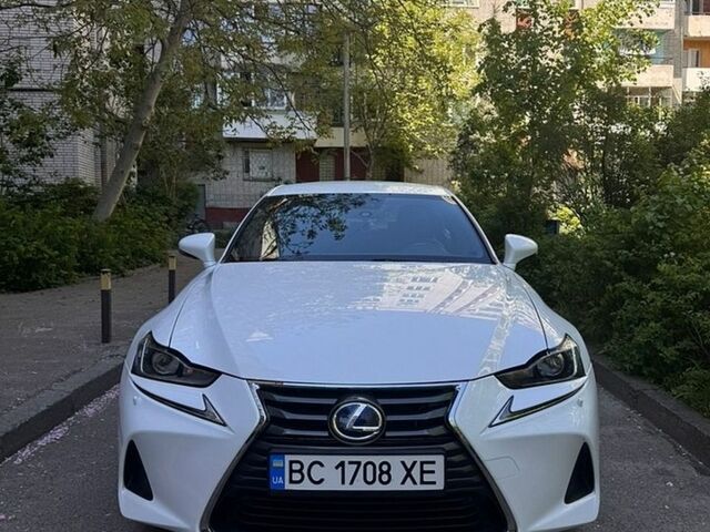 Білий Лексус ІС, об'ємом двигуна 2.49 л та пробігом 297 тис. км за 16499 $, фото 1 на Automoto.ua