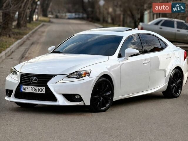 Білий Лексус ІС, об'ємом двигуна 2 л та пробігом 133 тис. км за 15900 $, фото 1 на Automoto.ua