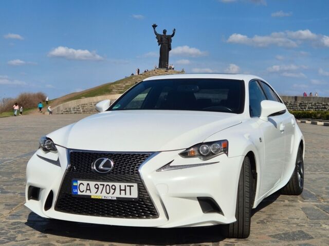 Білий Лексус ІС, об'ємом двигуна 2 л та пробігом 94 тис. км за 18500 $, фото 1 на Automoto.ua