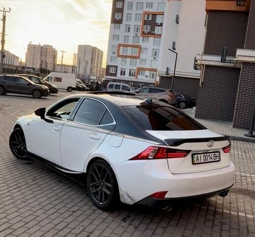 Білий Лексус ІС, об'ємом двигуна 2 л та пробігом 113 тис. км за 14800 $, фото 1 на Automoto.ua