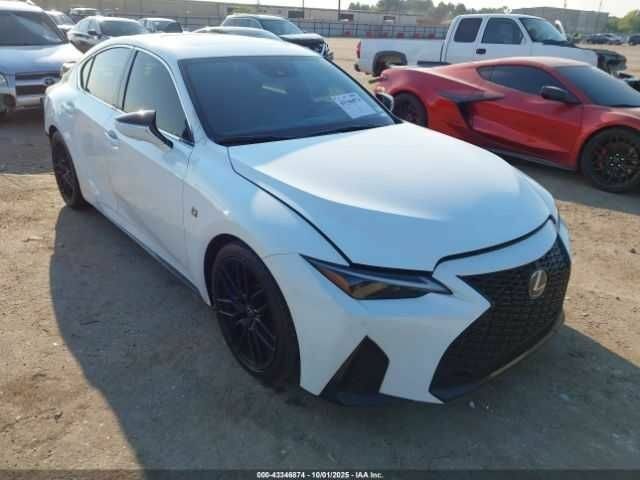 Белый Лексус ИС, объемом двигателя 3.5 л и пробегом 35 тыс. км за 15000 $, фото 1 на Automoto.ua