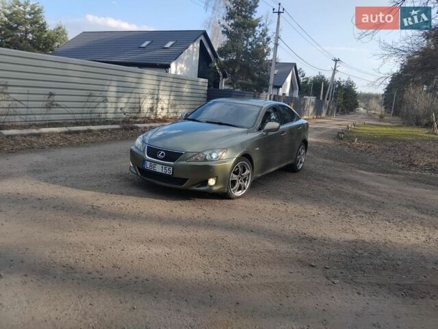 Бежевий Лексус ІС, об'ємом двигуна 2.23 л та пробігом 280 тис. км за 4500 $, фото 1 на Automoto.ua