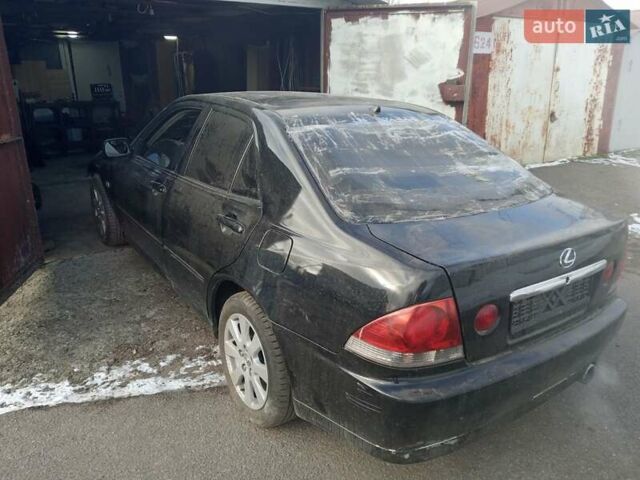 Черный Лексус ИС, объемом двигателя 2 л и пробегом 330 тыс. км за 1600 $, фото 1 на Automoto.ua