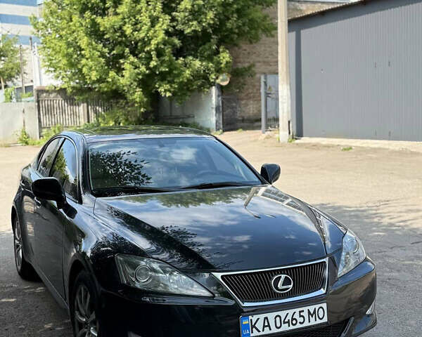 Чорний Лексус ІС, об'ємом двигуна 2.5 л та пробігом 202 тис. км за 9000 $, фото 1 на Automoto.ua