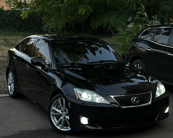 Лексус ІС 2006 у Изюме на Automoto.ua Чорний Лексус ІС, об'ємом двигуна 3.46 л та пробігом 160 тис. км за 9999 $, фото 1 на Automoto.ua