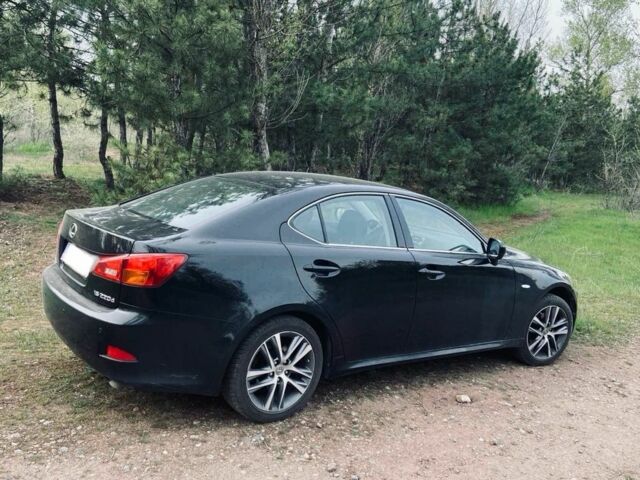 Чорний Лексус ІС, об'ємом двигуна 2.2 л та пробігом 288 тис. км за 4500 $, фото 1 на Automoto.ua