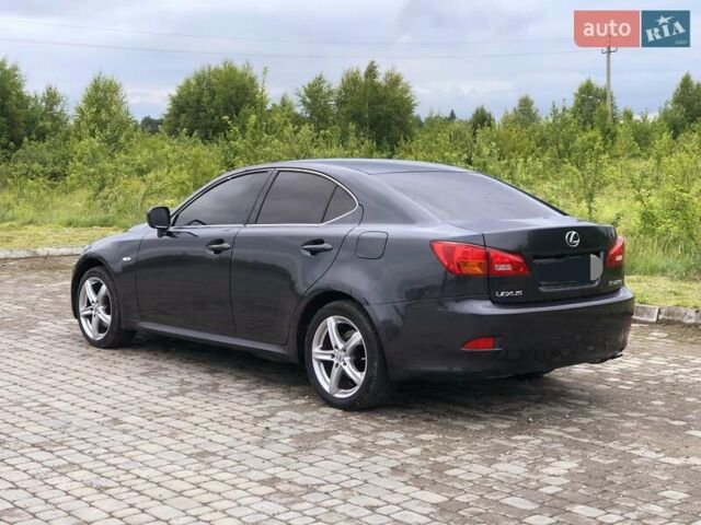 Чорний Лексус ІС, об'ємом двигуна 2.23 л та пробігом 317 тис. км за 6500 $, фото 1 на Automoto.ua