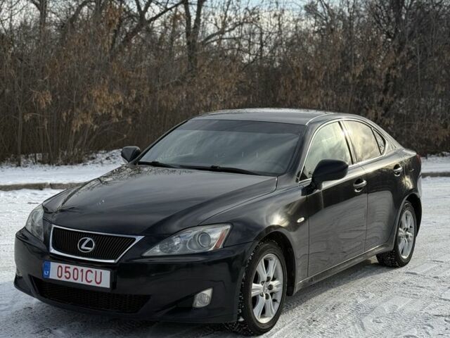 Чорний Лексус ІС, об'ємом двигуна 2.2 л та пробігом 250 тис. км за 4200 $, фото 1 на Automoto.ua