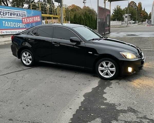 Чорний Лексус ІС, об'ємом двигуна 2.2 л та пробігом 230 тис. км за 8300 $, фото 1 на Automoto.ua