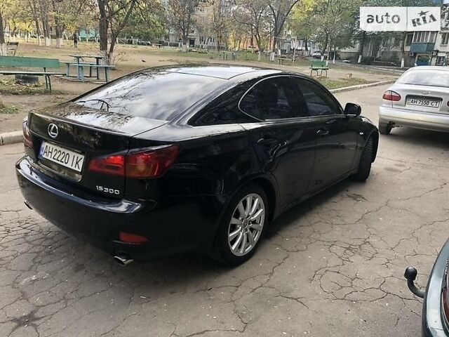 Чорний Лексус ІС, об'ємом двигуна 3 л та пробігом 226 тис. км за 8300 $, фото 1 на Automoto.ua