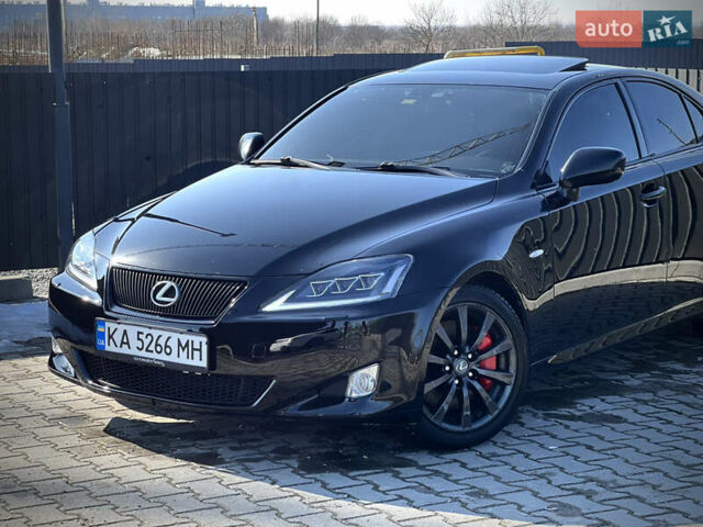 Чорний Лексус ІС, об'ємом двигуна 3 л та пробігом 215 тис. км за 9900 $, фото 1 на Automoto.ua