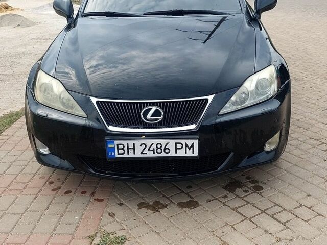 Чорний Лексус ІС, об'ємом двигуна 2.23 л та пробігом 365 тис. км за 8000 $, фото 1 на Automoto.ua