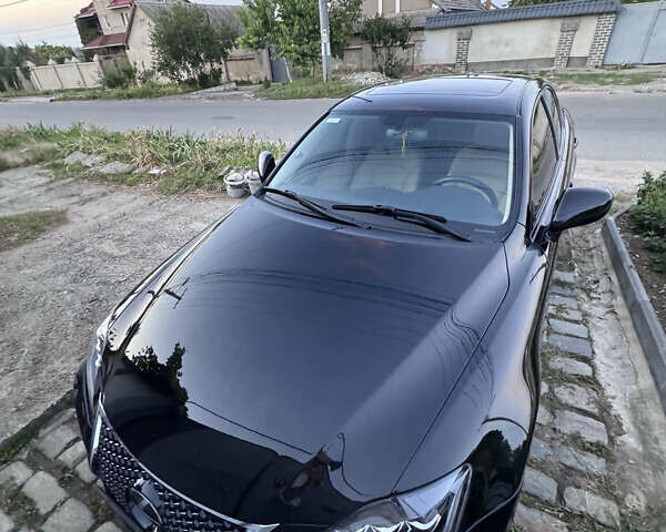 Черный Лексус ИС, объемом двигателя 2.5 л и пробегом 300 тыс. км за 6500 $, фото 1 на Automoto.ua