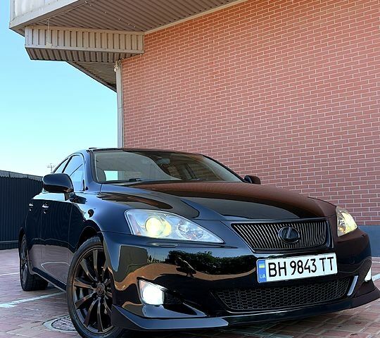 Чорний Лексус ІС, об'ємом двигуна 2.5 л та пробігом 190 тис. км за 8700 $, фото 1 на Automoto.ua