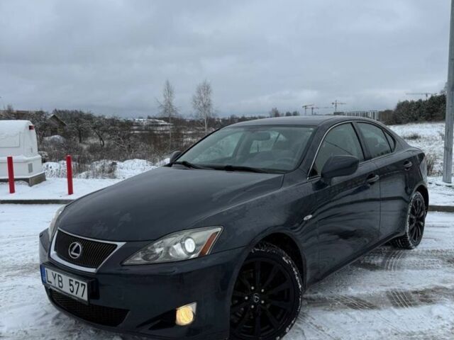 Чорний Лексус ІС, об'ємом двигуна 2.2 л та пробігом 238 тис. км за 5000 $, фото 1 на Automoto.ua