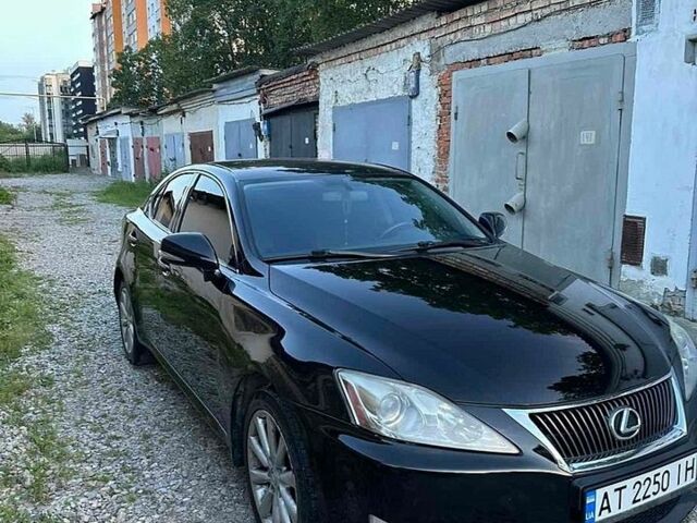 Черный Лексус ИС, объемом двигателя 2.23 л и пробегом 270 тыс. км за 7600 $, фото 1 на Automoto.ua