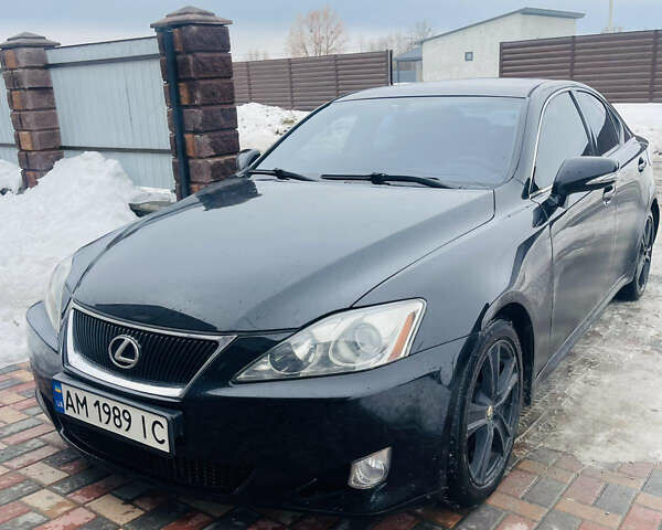 Чорний Лексус ІС, об'ємом двигуна 2.5 л та пробігом 178 тис. км за 8900 $, фото 1 на Automoto.ua