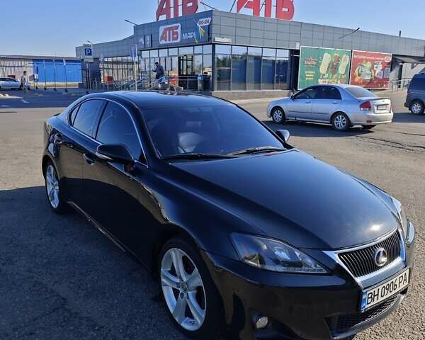 Черный Лексус ИС, объемом двигателя 2.5 л и пробегом 205 тыс. км за 11900 $, фото 1 на Automoto.ua
