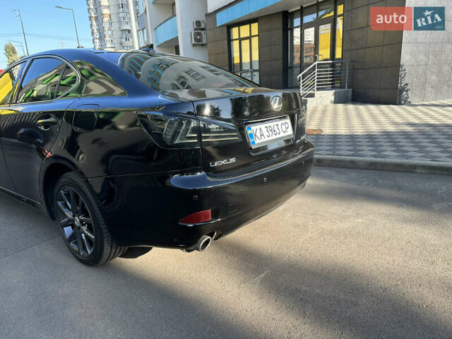 Черный Лексус ИС, объемом двигателя 2.5 л и пробегом 173 тыс. км за 12500 $, фото 1 на Automoto.ua