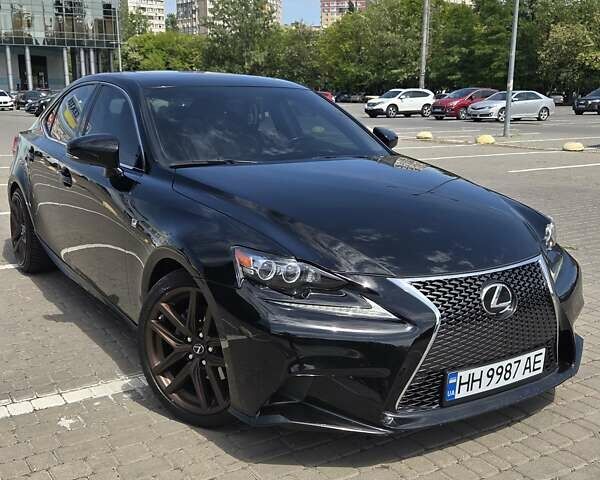 Черный Лексус ИС, объемом двигателя 2.5 л и пробегом 147 тыс. км за 19000 $, фото 1 на Automoto.ua