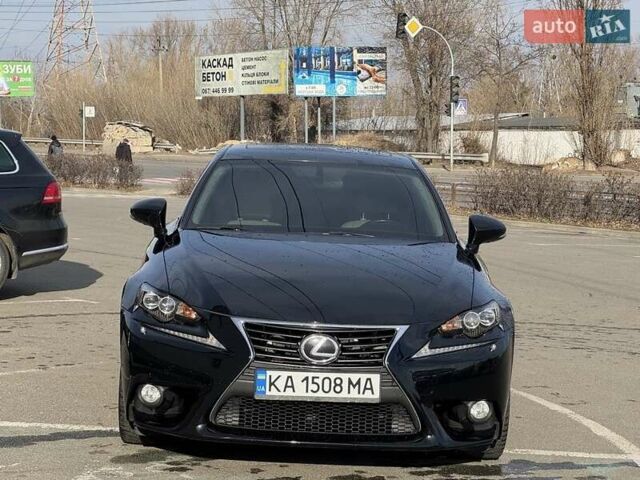 Черный Лексус ИС, объемом двигателя 2.5 л и пробегом 141 тыс. км за 16999 $, фото 1 на Automoto.ua