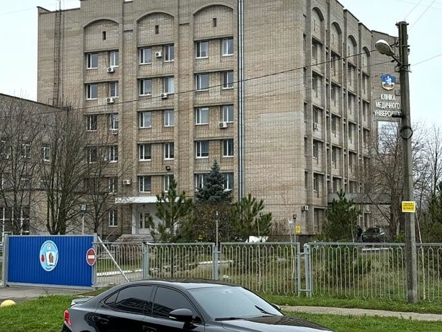 Чорний Лексус ІС, об'ємом двигуна 2.5 л та пробігом 170 тис. км за 17000 $, фото 1 на Automoto.ua