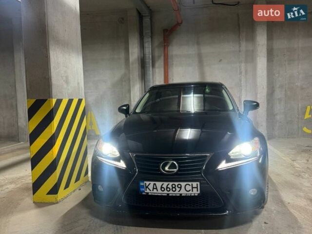 Черный Лексус ИС, объемом двигателя 2 л и пробегом 231 тыс. км за 14500 $, фото 1 на Automoto.ua