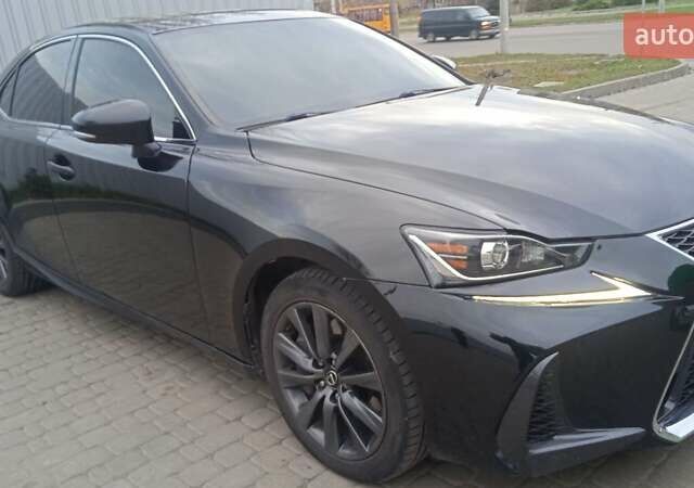Чорний Лексус ІС, об'ємом двигуна 2 л та пробігом 139 тис. км за 18500 $, фото 1 на Automoto.ua