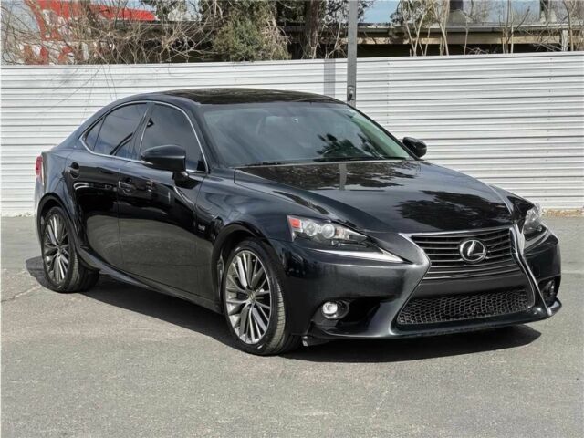 Чорний Лексус ІС, об'ємом двигуна 3.5 л та пробігом 80 тис. км за 7000 $, фото 1 на Automoto.ua
