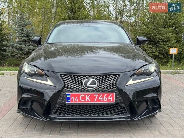 Черный Лексус ИС, объемом двигателя 2 л и пробегом 165 тыс. км за 13990 $, фото 1 на Automoto.ua