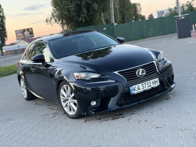 Чорний Лексус ІС, об'ємом двигуна 2 л та пробігом 205 тис. км за 15700 $, фото 1 на Automoto.ua