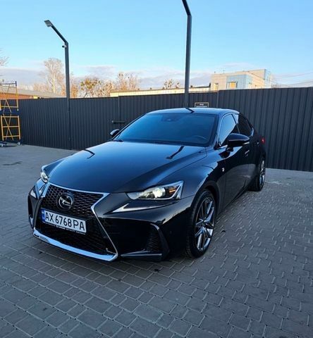 Чорний Лексус ІС, об'ємом двигуна 2 л та пробігом 98 тис. км за 19999 $, фото 1 на Automoto.ua