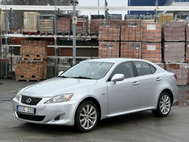 Коричневий Лексус ІС, об'ємом двигуна 2.2 л та пробігом 299 тис. км за 4150 $, фото 1 на Automoto.ua
