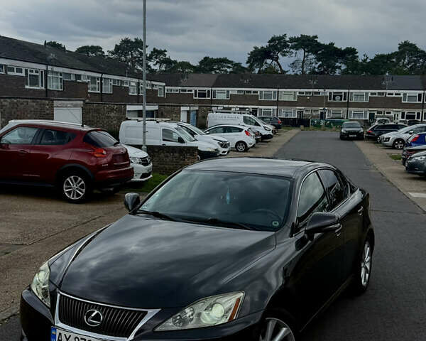 Коричневый Лексус ИС, объемом двигателя 2.23 л и пробегом 270 тыс. км за 8841 $, фото 1 на Automoto.ua