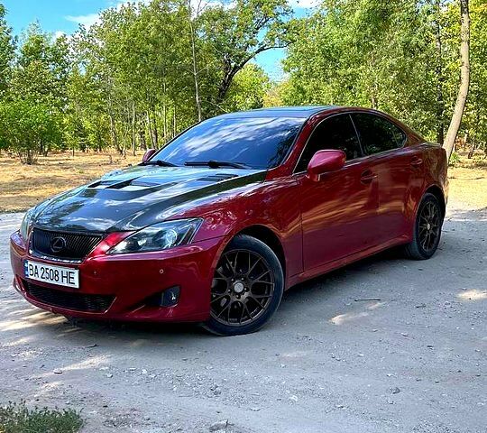 Червоний Лексус ІС, об'ємом двигуна 2.5 л та пробігом 189 тис. км за 5800 $, фото 1 на Automoto.ua