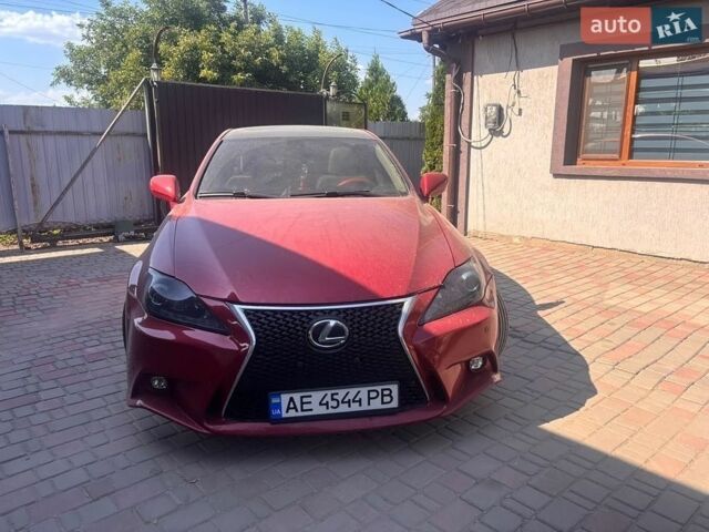 Червоний Лексус ІС, об'ємом двигуна 3 л та пробігом 219 тис. км за 10638 $, фото 1 на Automoto.ua