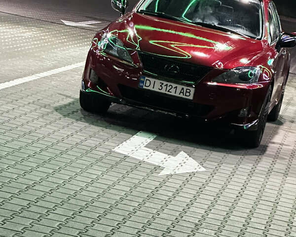 Червоний Лексус ІС, об'ємом двигуна 2.5 л та пробігом 270 тис. км за 10500 $, фото 1 на Automoto.ua